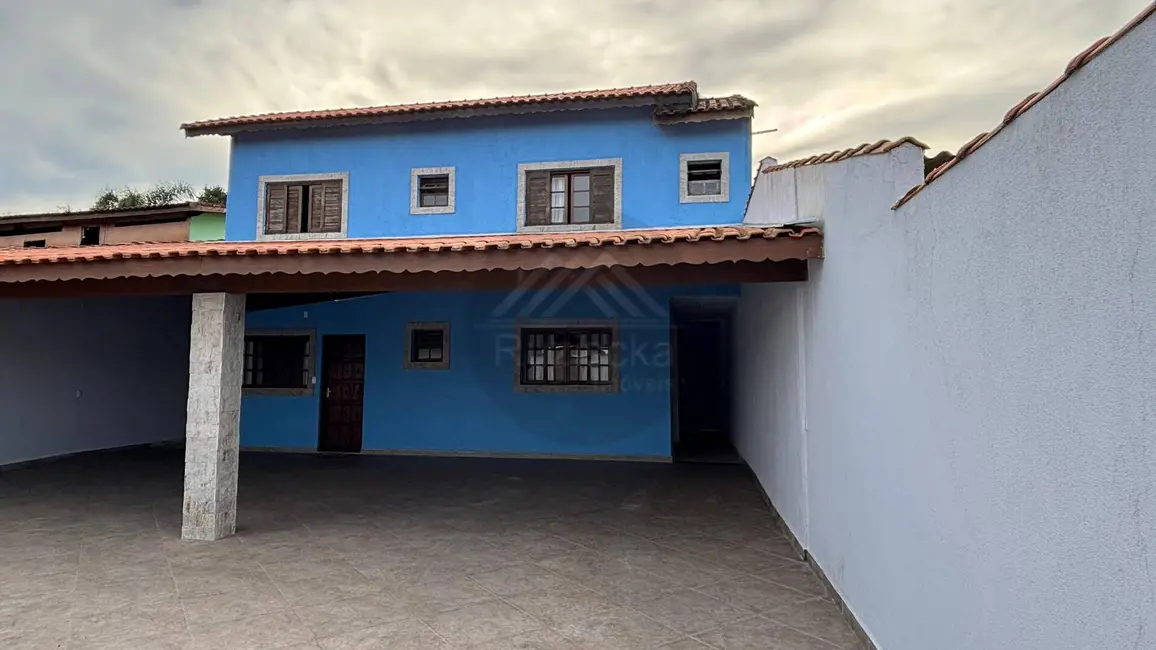 Foto 2 de Casa com 2 quartos à venda, 307m2 em Itanhaem - SP