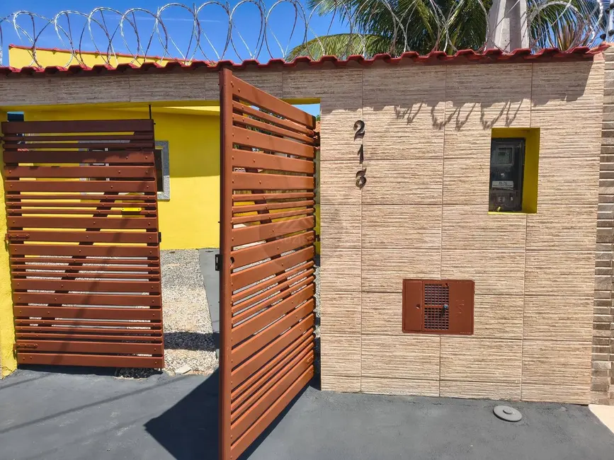 Foto 1 de Casa com 2 quartos à venda, 130m2 em Itanhaem - SP