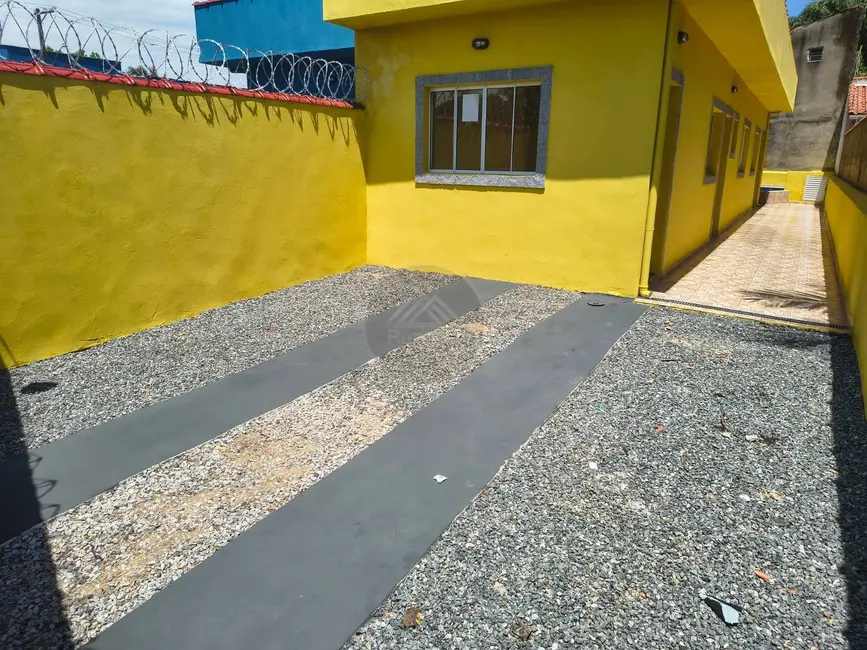 Foto 3 de Casa com 2 quartos à venda, 130m2 em Itanhaem - SP