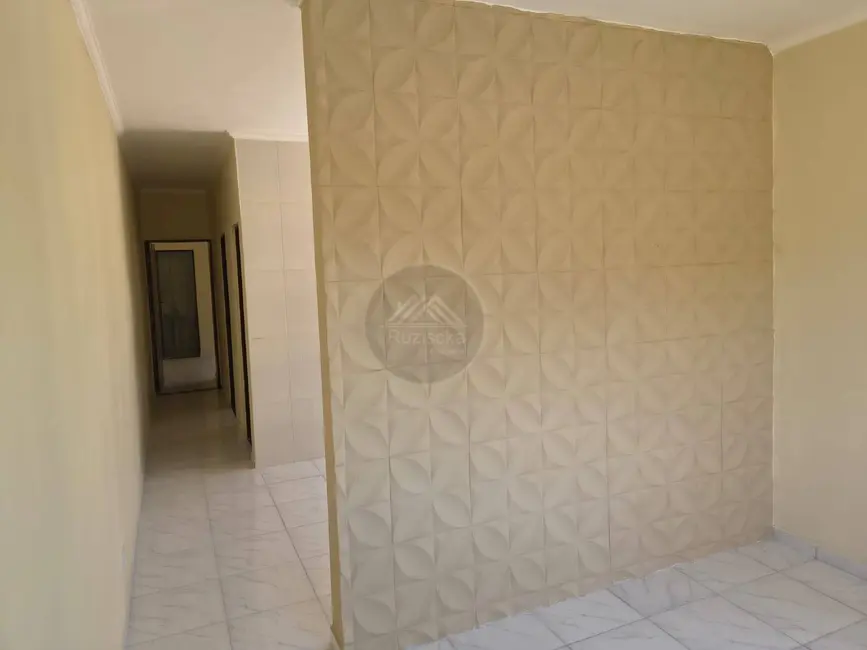 Foto 6 de Casa com 2 quartos à venda, 130m2 em Itanhaem - SP