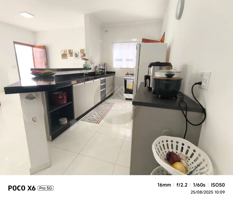 Foto 5 de Casa com 2 quartos à venda, 145m2 em Itanhaem - SP
