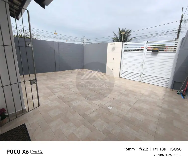 Foto 4 de Casa com 2 quartos à venda, 145m2 em Itanhaem - SP