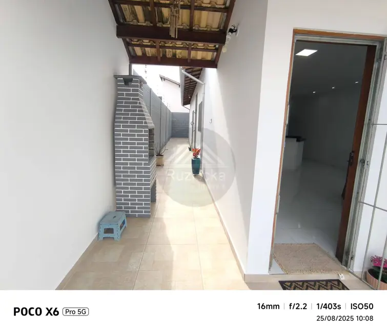 Foto 2 de Casa com 2 quartos à venda, 145m2 em Itanhaem - SP