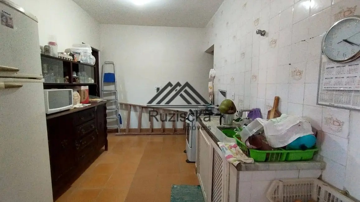 Foto 5 de Casa com 2 quartos à venda, 250m2 em Itanhaem - SP