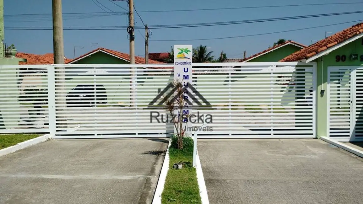 Foto 1 de Casa com 2 quartos à venda, 40m2 em Itanhaem - SP