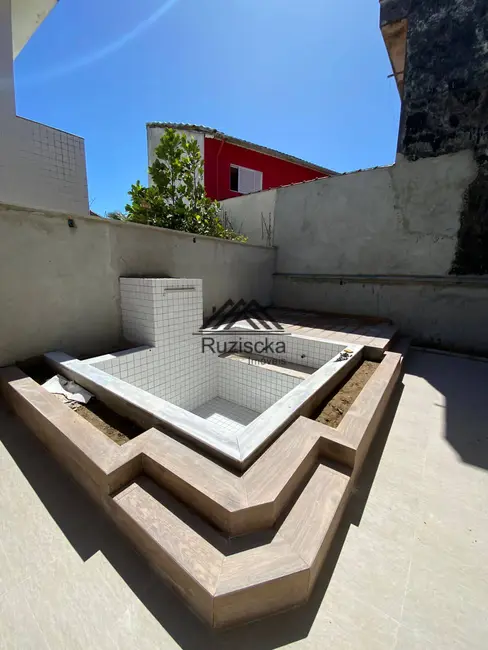 Foto 5 de Casa com 3 quartos à venda, 82m2 em Itanhaem - SP