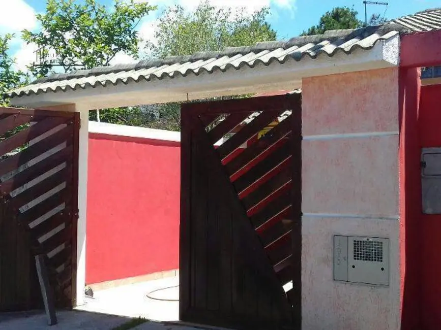 Foto 2 de Casa com 2 quartos à venda, 125m2 em Itanhaem - SP