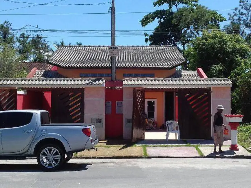 Foto 1 de Casa com 2 quartos à venda, 125m2 em Itanhaem - SP