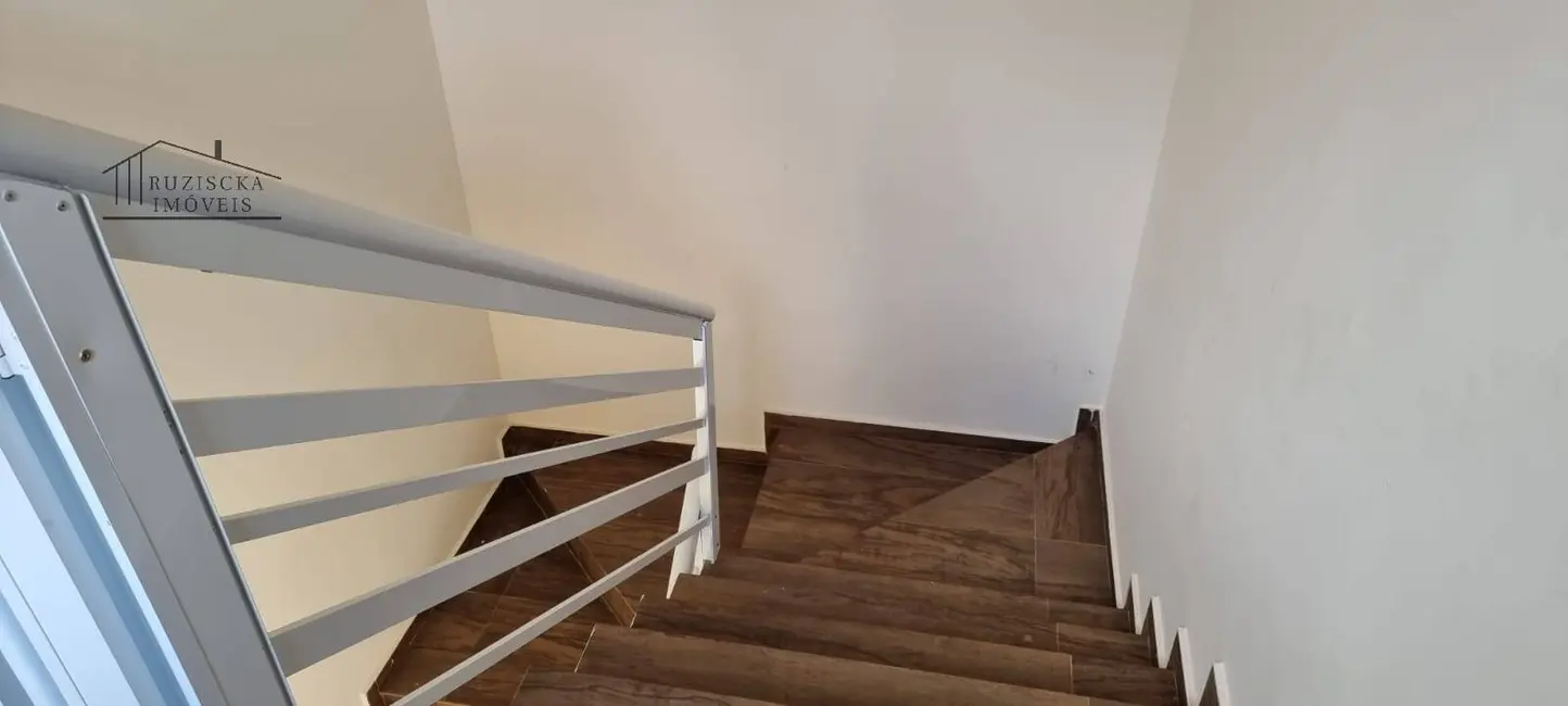 Casa de Condomínio com 2 quartos à venda, 56290m2 em Itanhaem - SP - imagem 3 Foto 3 de Casa de Condomínio com 2 quartos à venda, 56290m2 em Itanhaem - SP