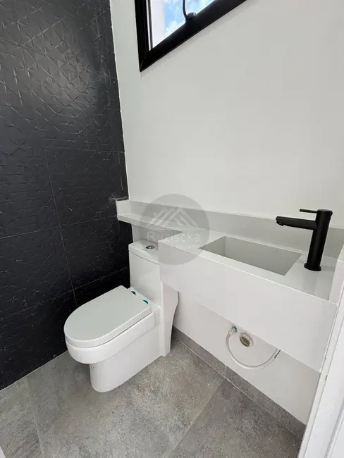 Foto 7 de Casa com 2 quartos à venda, 220m2 em Itanhaem - SP