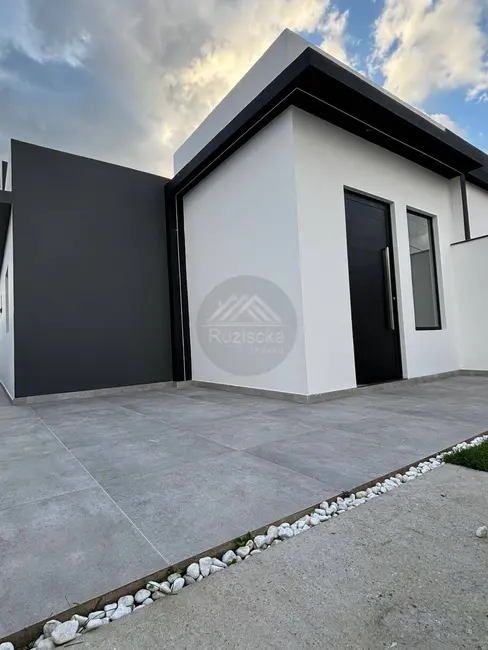 Foto 2 de Casa com 2 quartos à venda, 220m2 em Itanhaem - SP