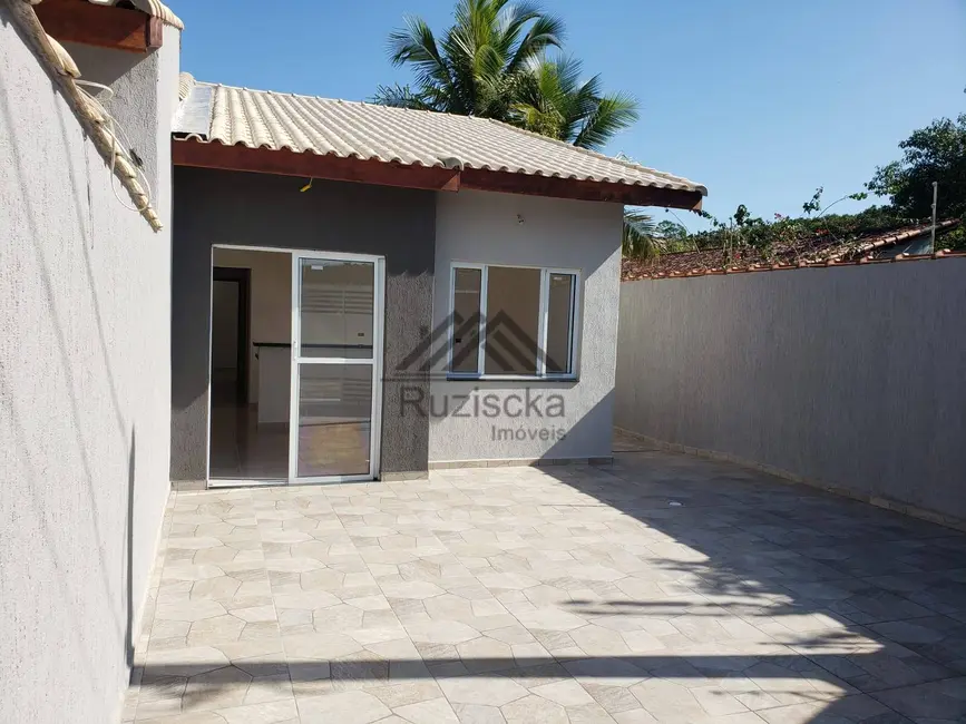 Foto 2 de Casa com 3 quartos à venda, 170m2 em Itanhaem - SP