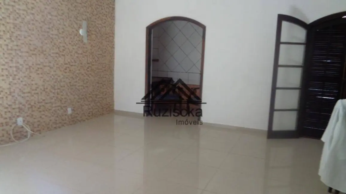 Casa com 3 quartos à venda, 250m2 em Itanhaem - SP - imagem 7 Foto 7 de Casa com 3 quartos à venda, 250m2 em Itanhaem - SP