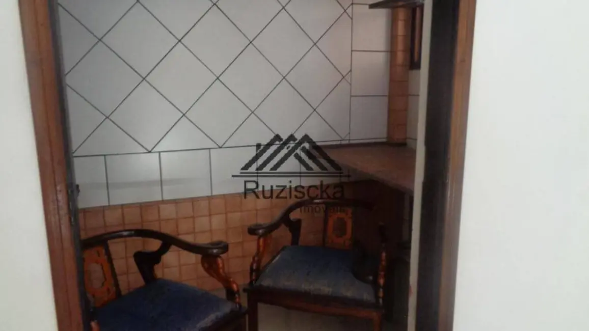 Casa com 3 quartos à venda, 250m2 em Itanhaem - SP - imagem 8 Foto 8 de Casa com 3 quartos à venda, 250m2 em Itanhaem - SP