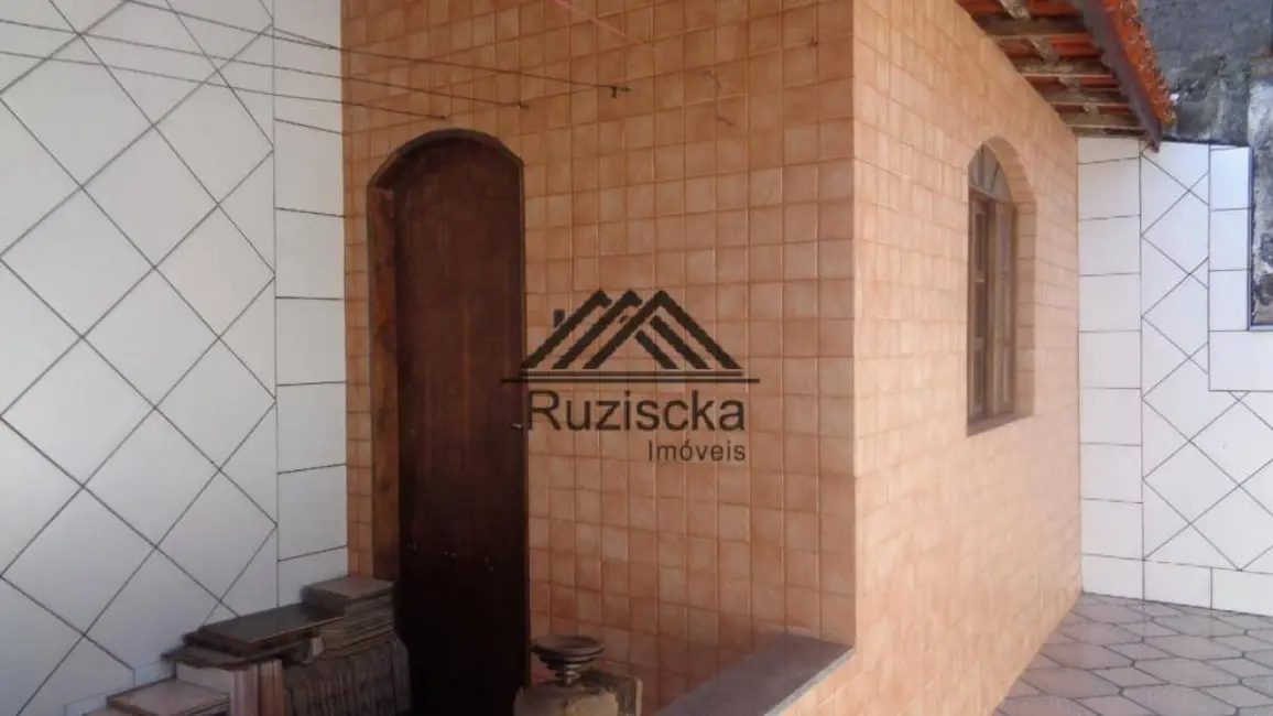 Casa com 3 quartos à venda, 250m2 em Itanhaem - SP - imagem 4 Foto 4 de Casa com 3 quartos à venda, 250m2 em Itanhaem - SP