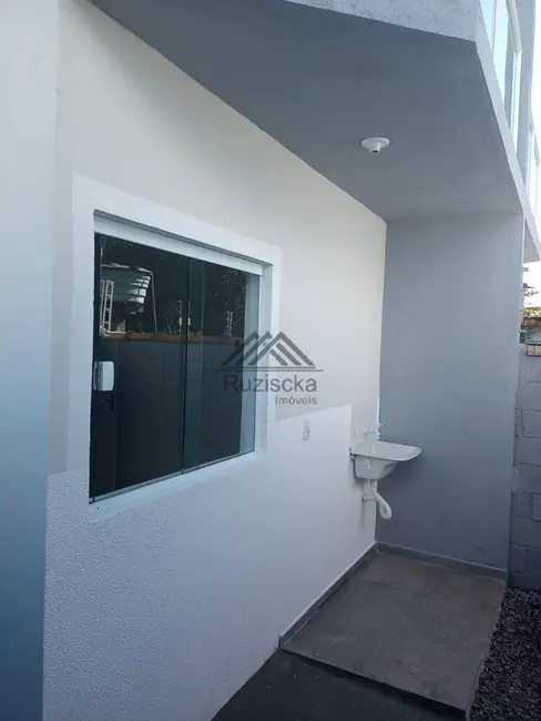 Foto 8 de Casa com 2 quartos à venda, 130m2 em Itanhaem - SP