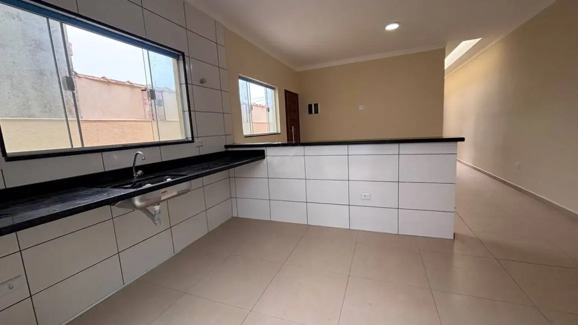 Foto 9 de Casa com 2 quartos à venda, 150m2 em Itanhaem - SP