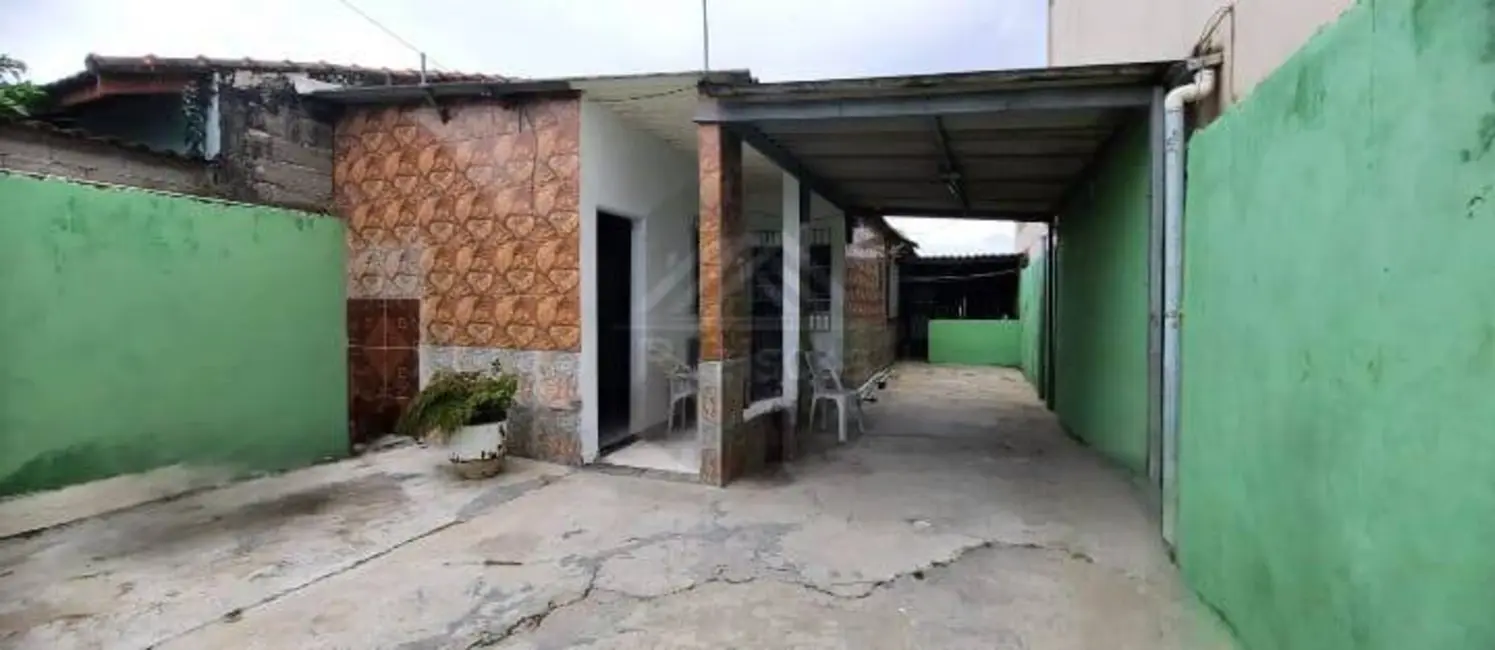 Foto 3 de Casa com 2 quartos à venda, 140m2 em Itanhaem - SP