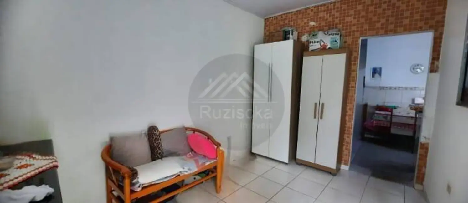 Foto 8 de Casa com 2 quartos à venda, 140m2 em Itanhaem - SP
