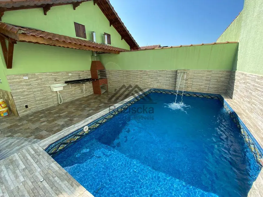 Foto 2 de Casa com 2 quartos à venda, 143m2 em Mongagua - SP