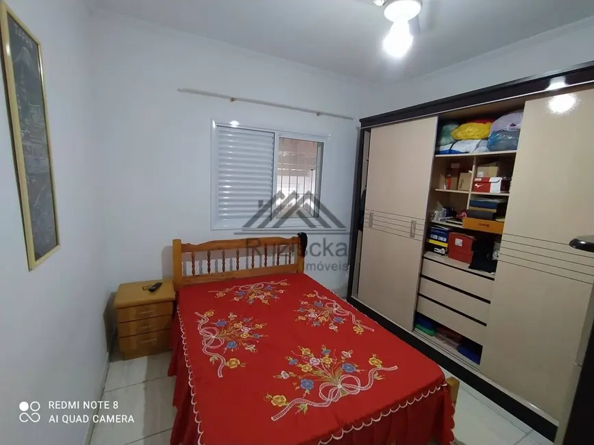 Foto 9 de Casa com 2 quartos à venda, 125m2 em Itanhaem - SP