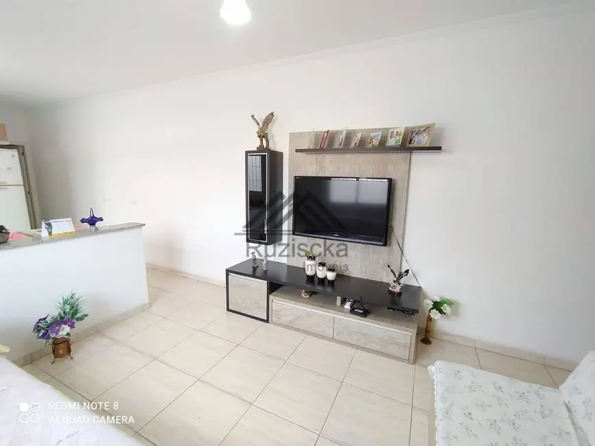 Foto 5 de Casa com 2 quartos à venda, 125m2 em Itanhaem - SP