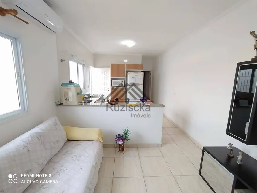 Foto 8 de Casa com 2 quartos à venda, 125m2 em Itanhaem - SP