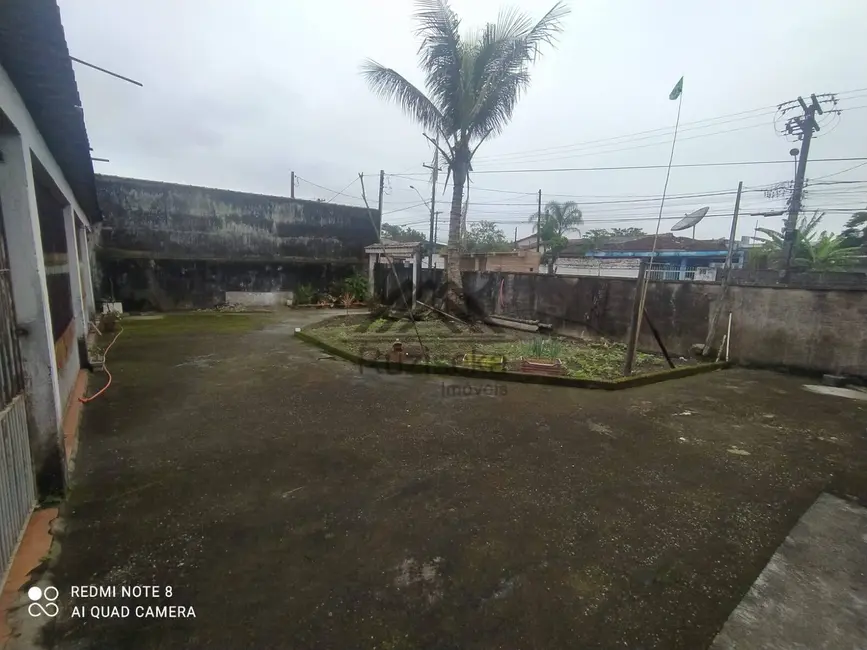 Foto 2 de Casa com 3 quartos à venda, 325m2 em Itanhaem - SP