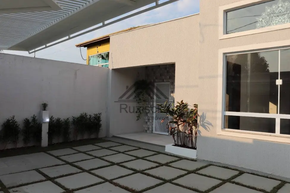 Casa com 3 quartos à venda, 371m2 em Itanhaem - SP - imagem 6 Foto 6 de Casa com 3 quartos à venda, 371m2 em Itanhaem - SP