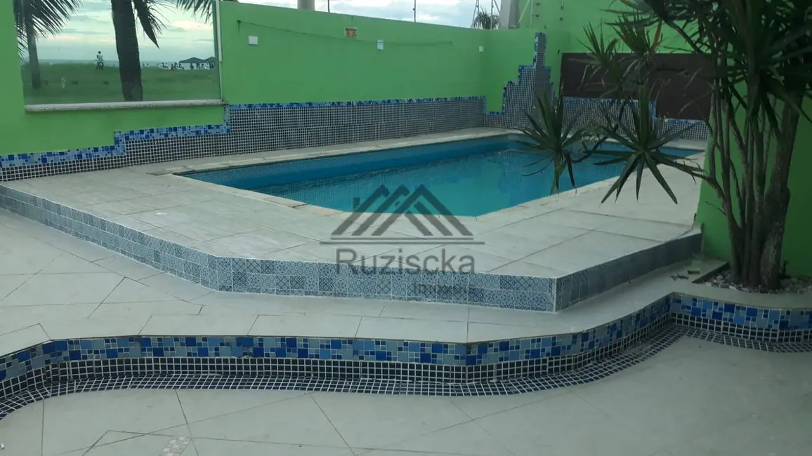 Foto 8 de Casa com 4 quartos à venda, 220m2 em Itanhaem - SP