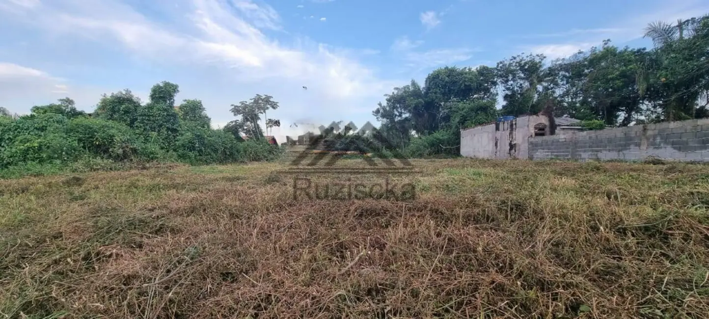 Foto 1 de Terreno / Lote à venda, 614m2 em Itanhaem - SP