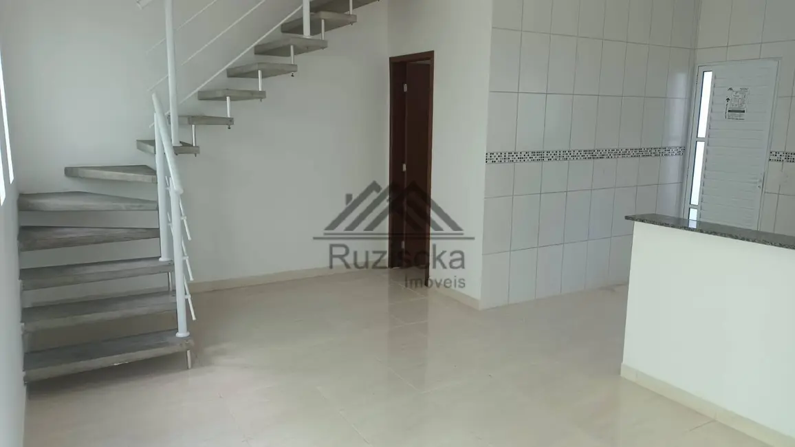 Casa de Condomínio com 2 quartos à venda, 68m2 em Itanhaem - SP - imagem 8 Foto 8 de Casa de Condomínio com 2 quartos à venda, 68m2 em Itanhaem - SP