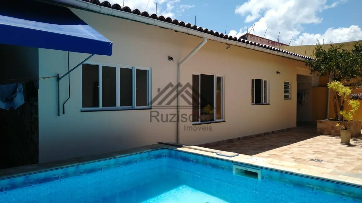 Foto 1 de Casa com 3 quartos à venda, 600m2 em Itanhaem - SP