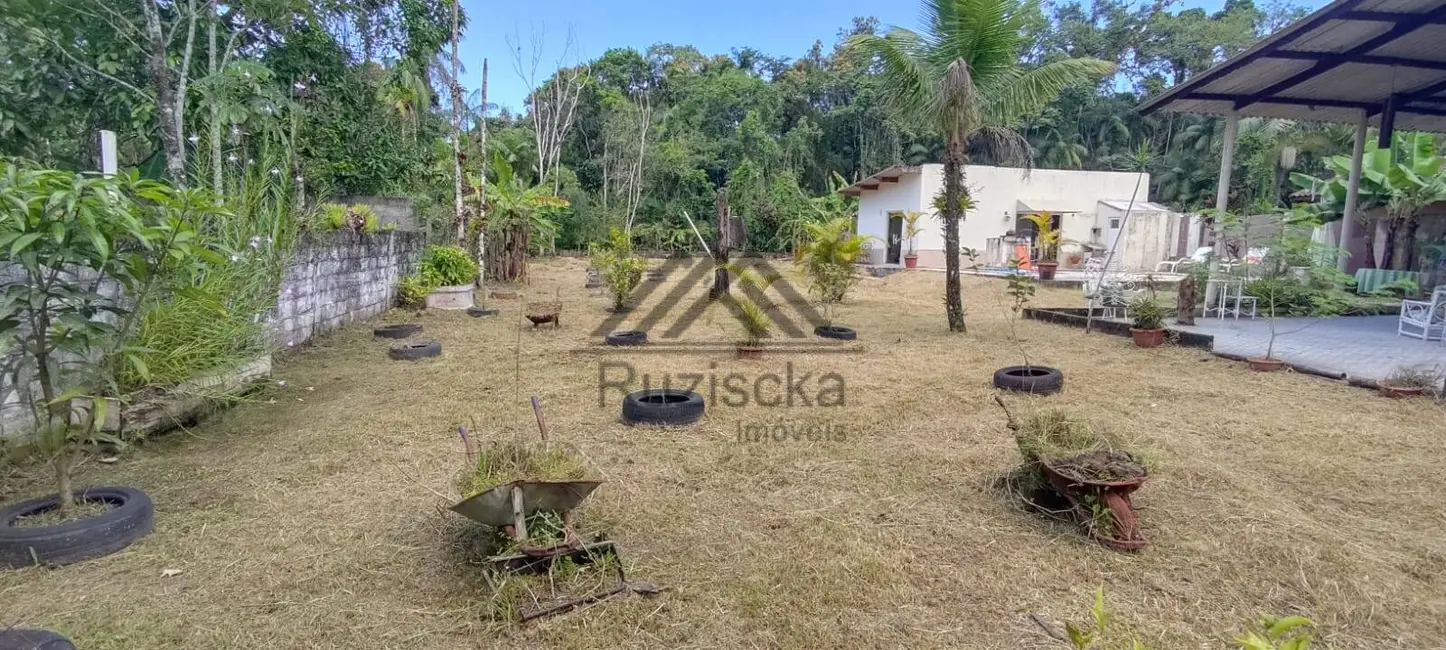 Chácara com 3 quartos à venda, 1250m2 em Itanhaem - SP - imagem 9 Foto 9 de Chácara com 3 quartos à venda, 1250m2 em Itanhaem - SP