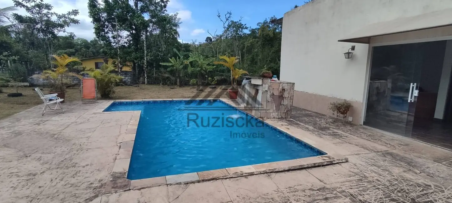 Chácara com 3 quartos à venda, 1250m2 em Itanhaem - SP - imagem 7 Foto 7 de Chácara com 3 quartos à venda, 1250m2 em Itanhaem - SP