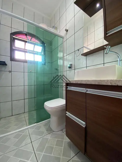 Foto 3 de Casa com 3 quartos à venda, 269m2 em Itanhaem - SP