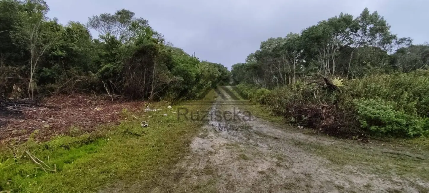 Foto 2 de Terreno / Lote à venda, 263m2 em Itanhaem - SP