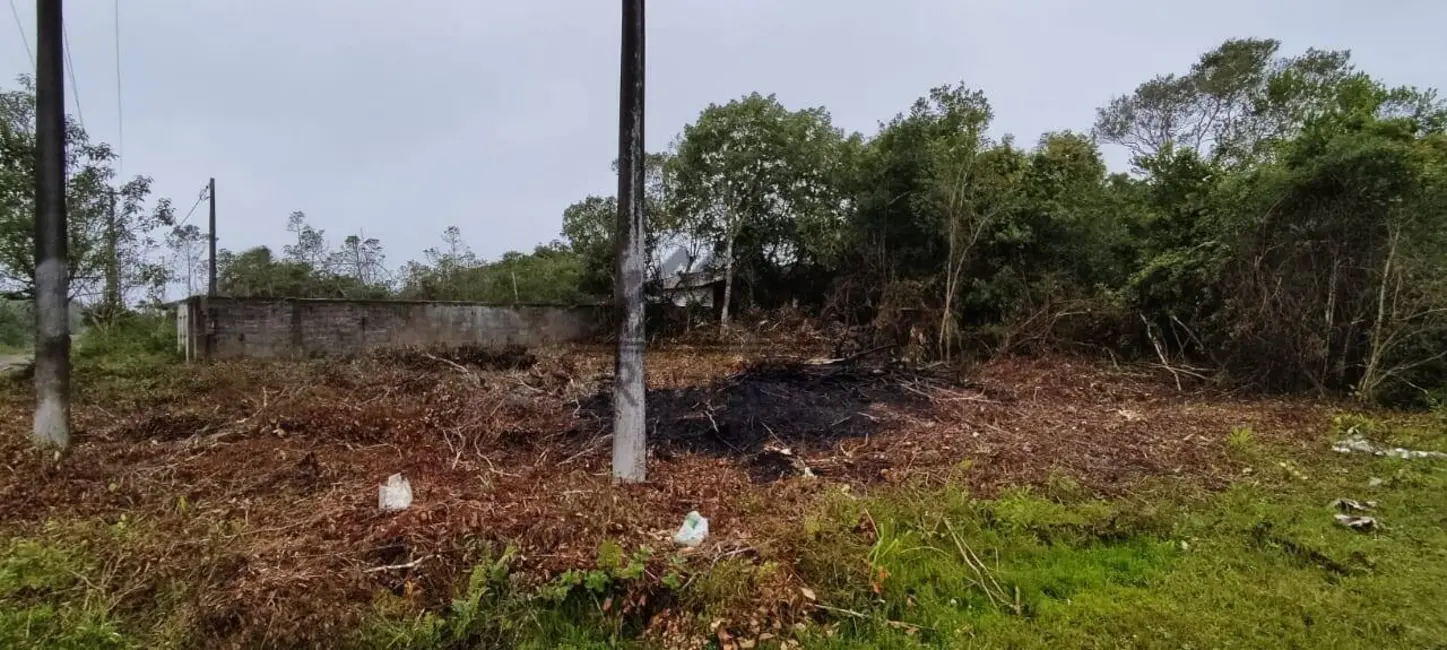 Foto 3 de Terreno / Lote à venda, 263m2 em Itanhaem - SP