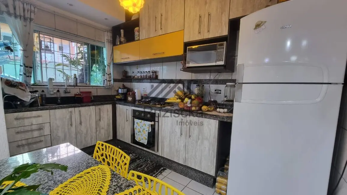 Foto 7 de Casa com 2 quartos à venda, 99m2 em Itanhaem - SP