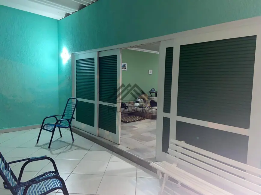 Foto 5 de Casa com 5 quartos à venda, 300m2 em Itanhaem - SP