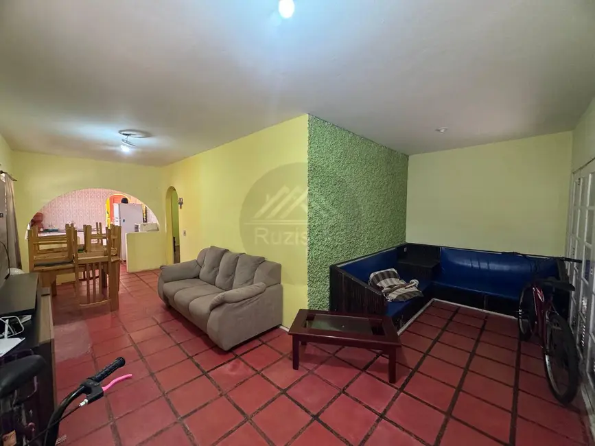 Foto 9 de Casa com 2 quartos à venda, 401m2 em Itanhaem - SP