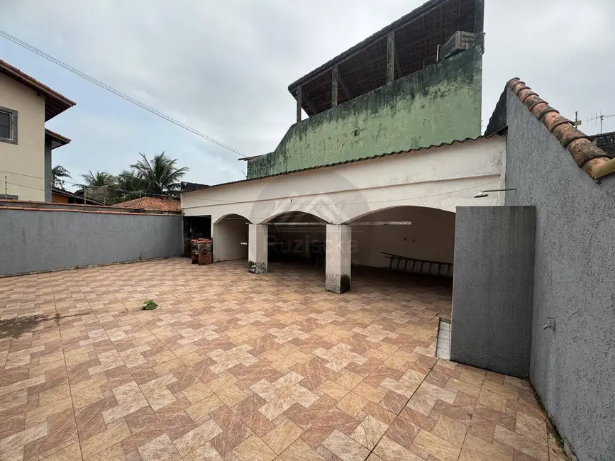 Foto 5 de Casa com 2 quartos à venda, 401m2 em Itanhaem - SP