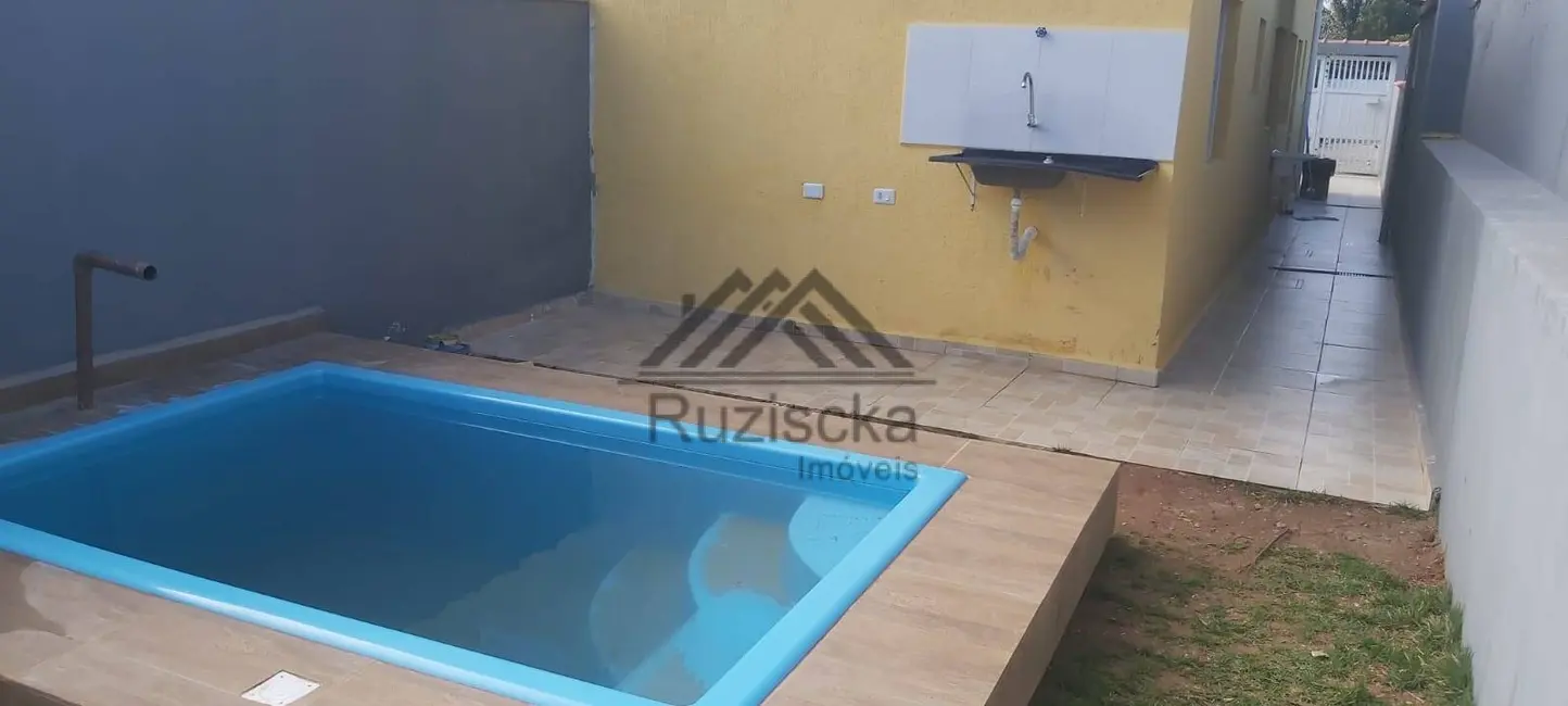 Foto 3 de Casa com 2 quartos à venda, 125m2 em Itanhaem - SP