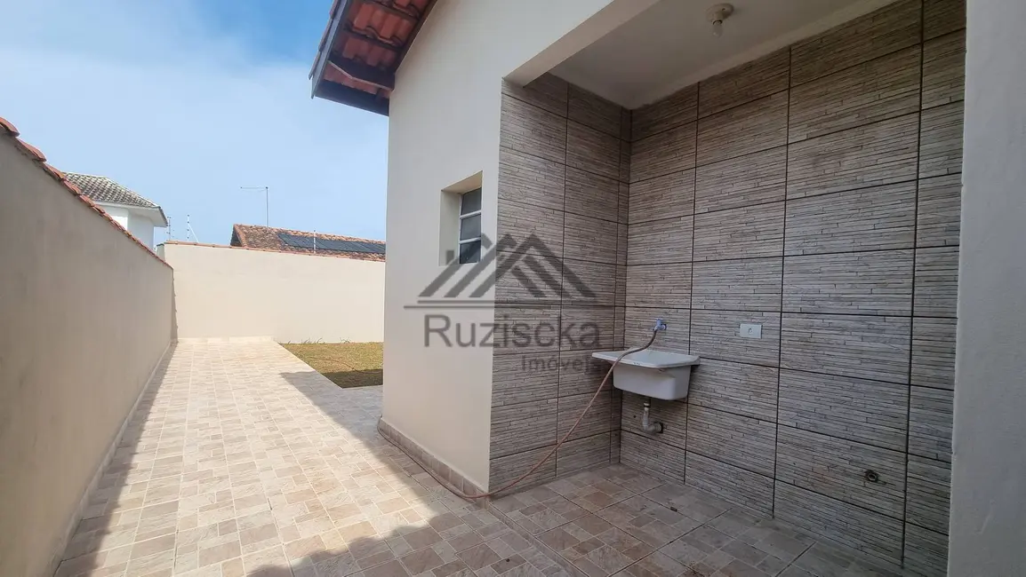 Foto 6 de Casa com 2 quartos à venda, 300m2 em Itanhaem - SP