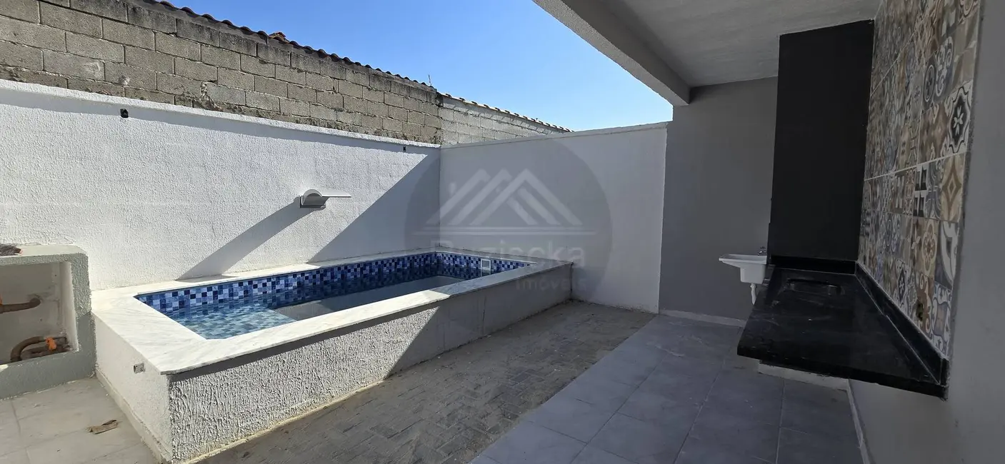 Foto 4 de Casa com 2 quartos à venda, 150m2 em Itanhaem - SP