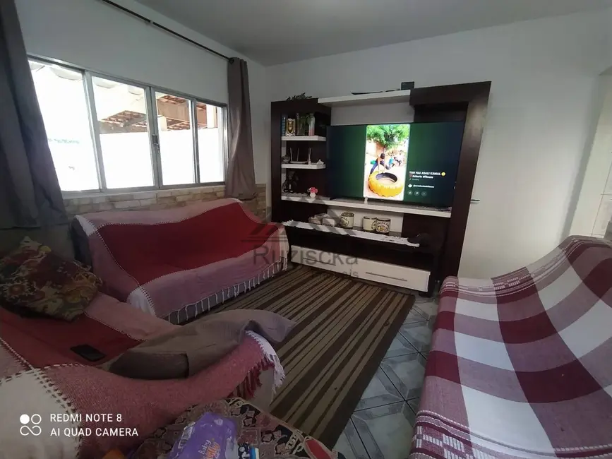 Foto 3 de Casa com 3 quartos à venda, 151m2 em Itanhaem - SP