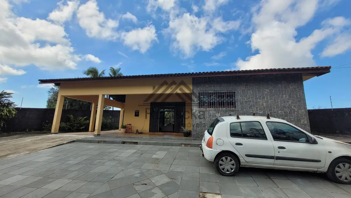 Foto 2 de Chácara com 4 quartos à venda, 1000m2 em Itanhaem - SP