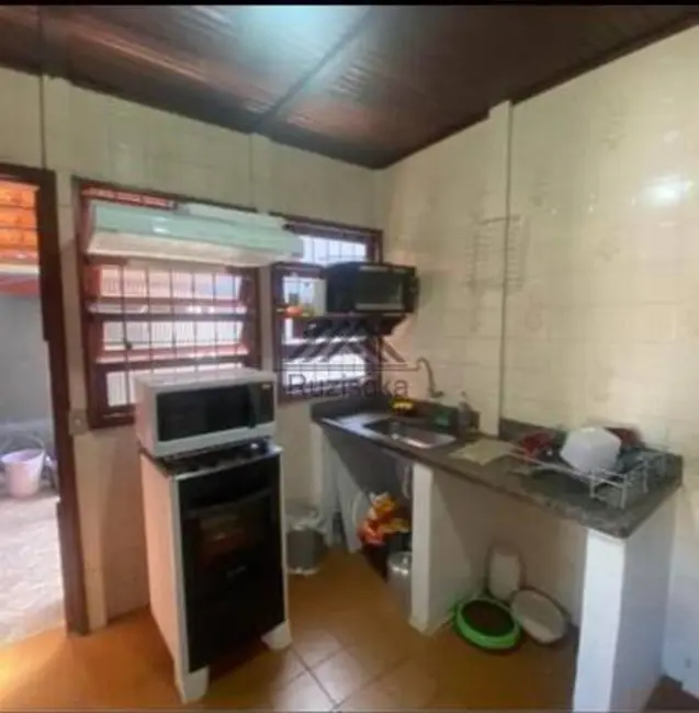 Foto 3 de Casa com 3 quartos à venda, 330m2 em Itanhaem - SP