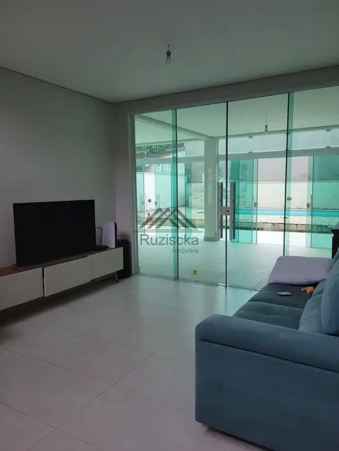 Foto 5 de Casa com 7 quartos à venda, 600m2 em Itanhaem - SP