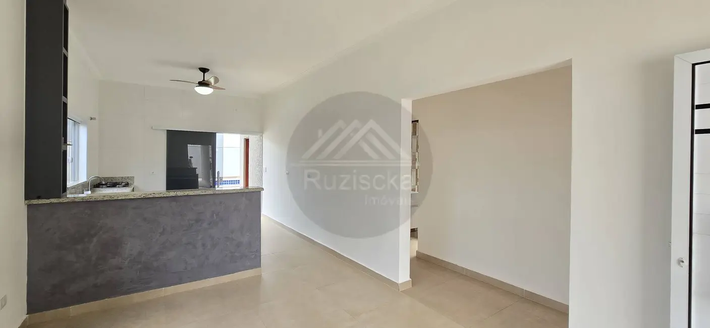 Foto 7 de Casa com 3 quartos à venda, 256m2 em Itanhaem - SP